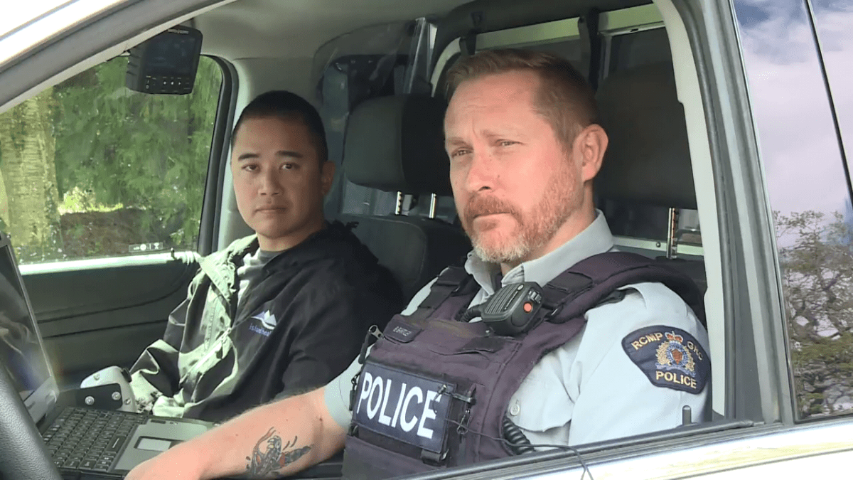 随着皇家骑警退出首都-地区一体化部队,地区警务辩论爆发