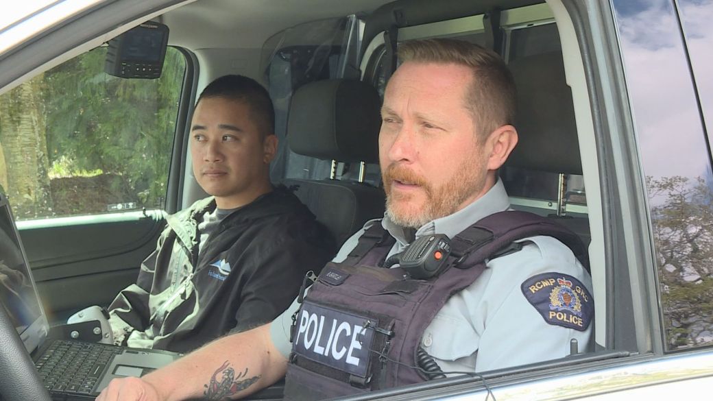 随着皇家骑警退出首都-地区一体化部队,地区警务辩论爆发